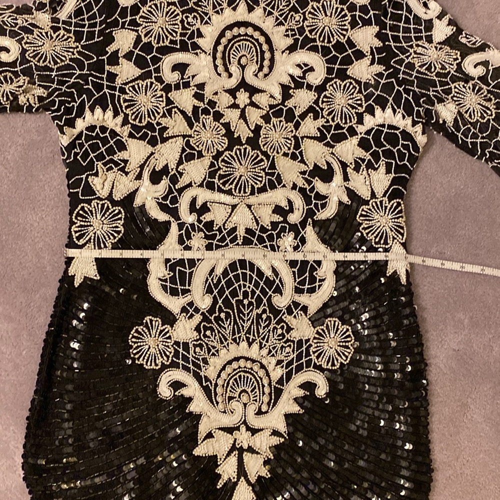Exquisite Vintage Sequin column gown w/ Sexy V-Back - Picture 10 of 12